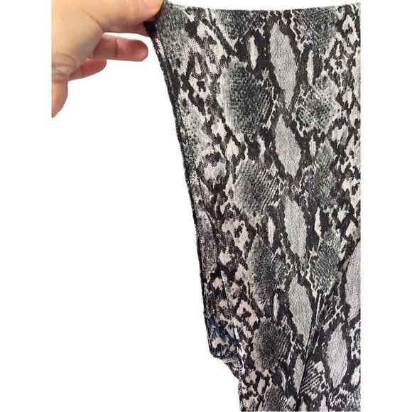 Snake Print Black Gray Kimono Top - Picture 5 of 8